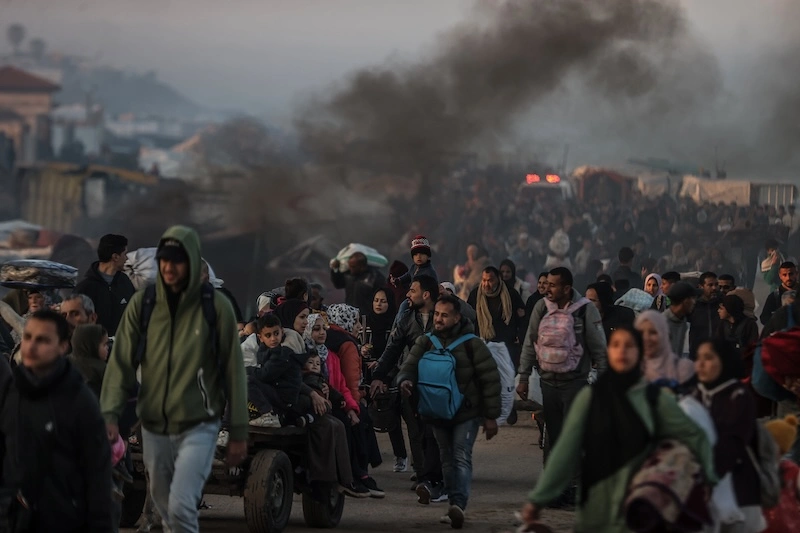 Başkan Trump, Gazze’nin ‘temizlenmesi’ için 1 milyondan fazla Filistinlinin Ürdün ve Mısır gibi Arap ülkelerine gönderilmesini önerdi.