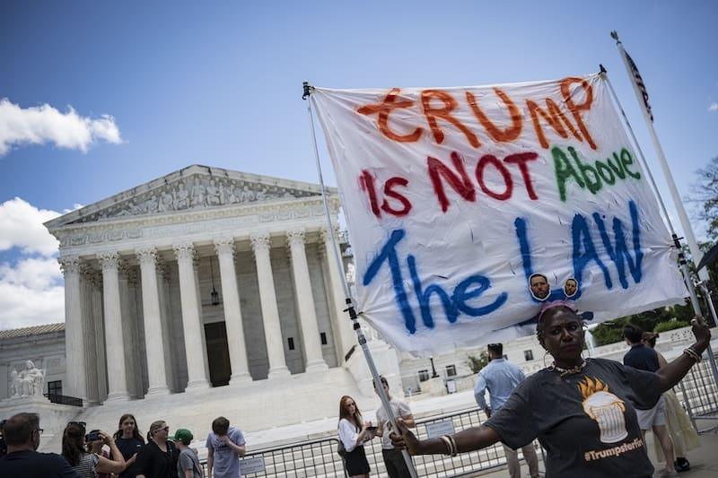 Trump’ın 2020 seçim sonuçlarını değiştirmeye çalışmak ve Kongre baskınında rol oynamakla yargılandığı davada kritik gelişmeler yaşandı.