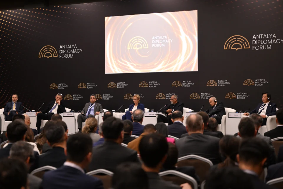 Panelists speak at the Antalya Diplomacy Forum 2025 during a session on the two-state solution and peace in the Middle East.